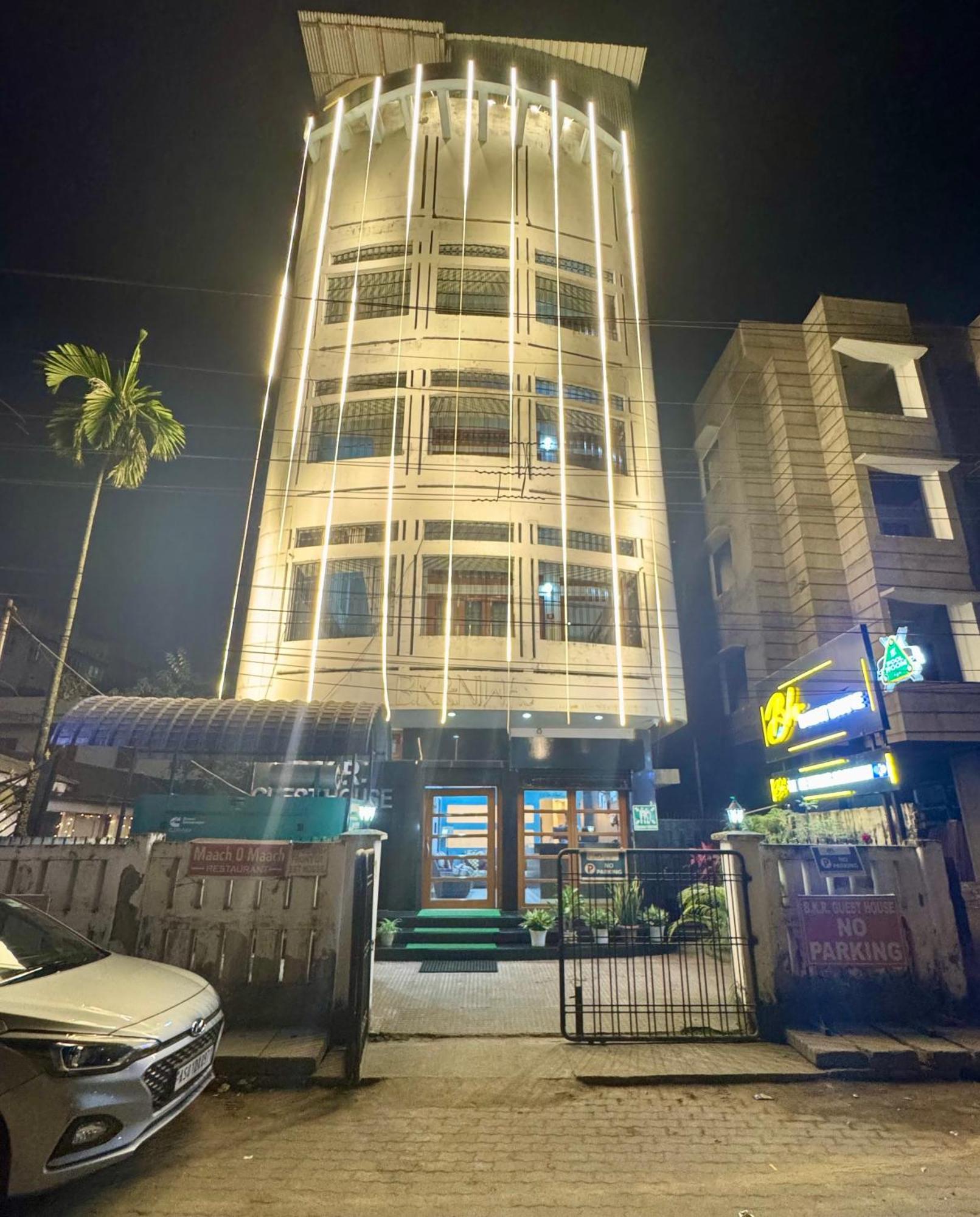 Hotel B K R Guwahati Eksteriør bilde